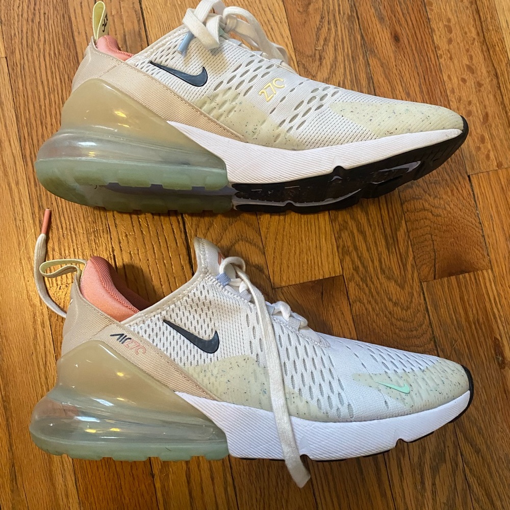 Nike Air woman shoes